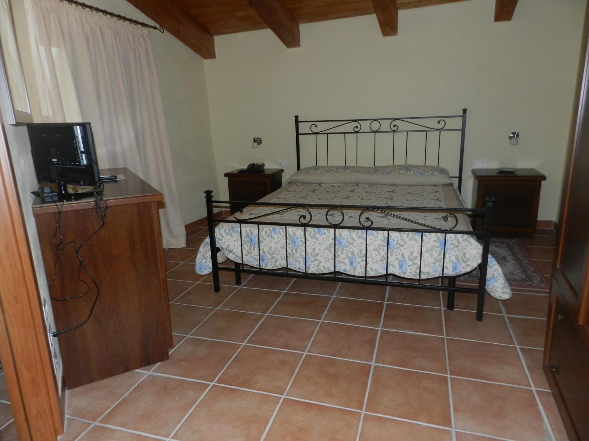 Villa Rosamaria San Chirico Raparo Номер фото